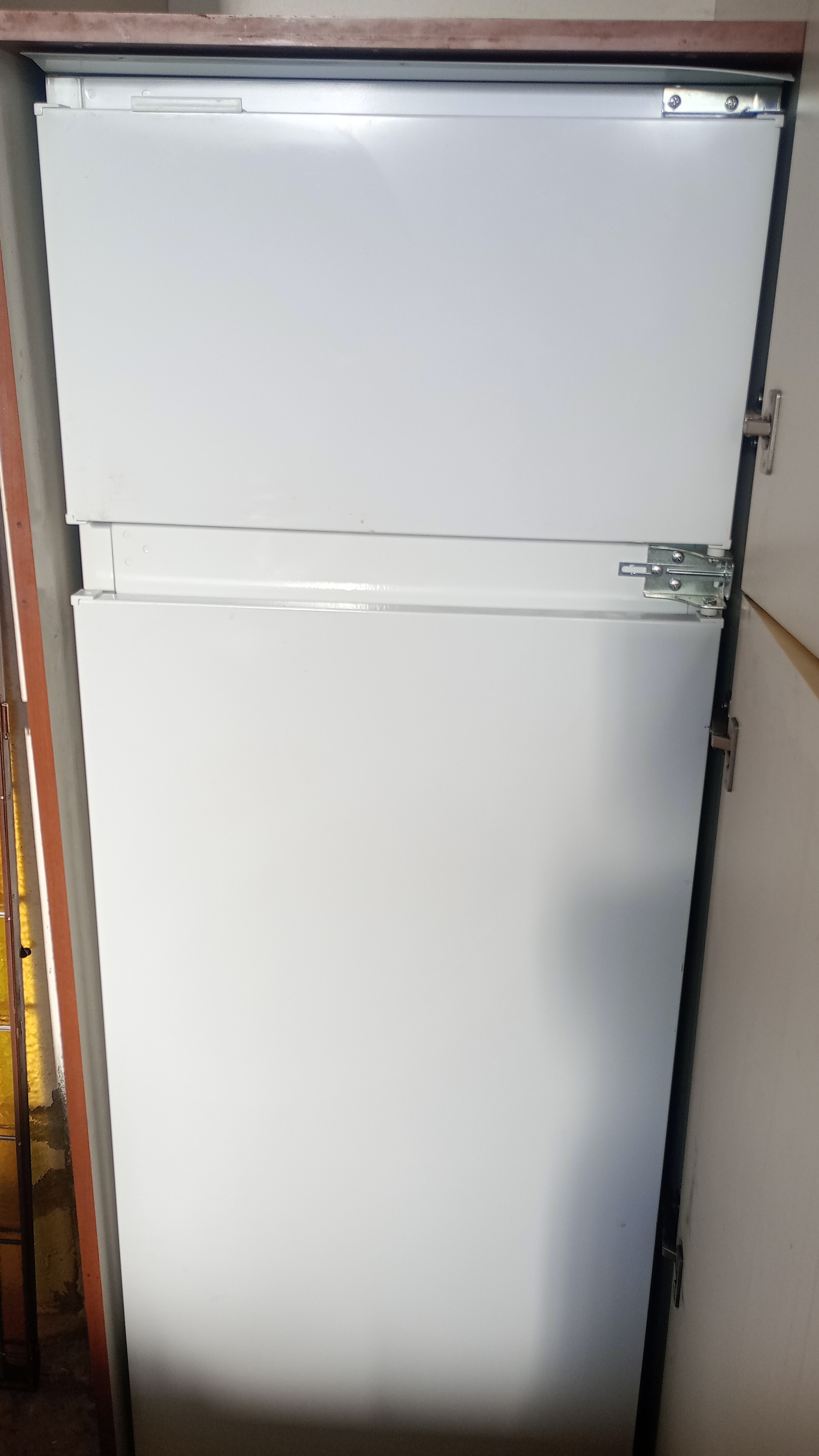 FRIGORIFERO A INCASSO