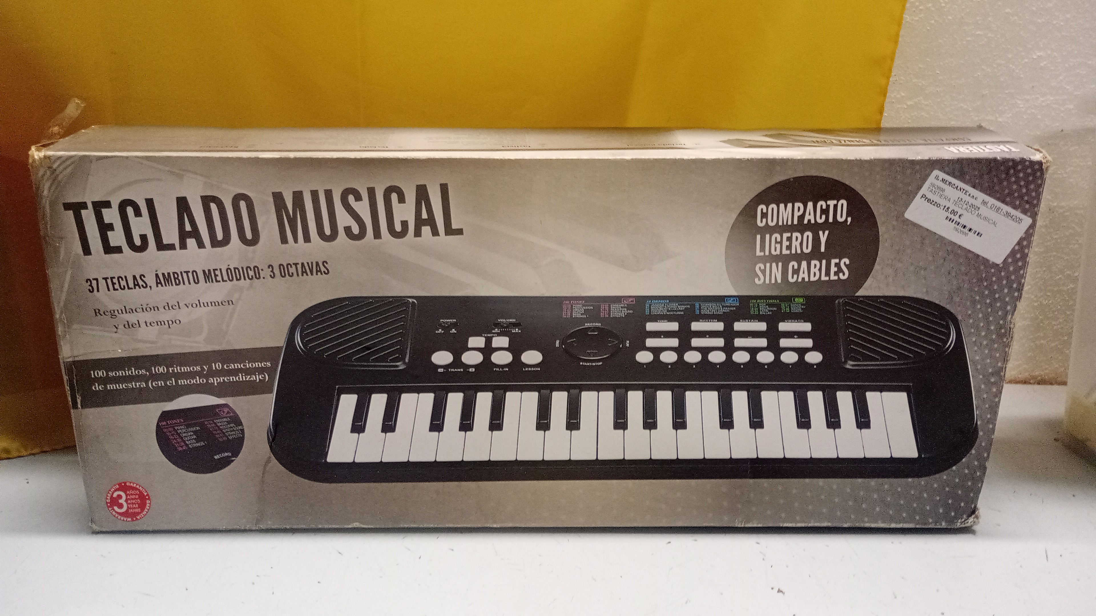 TASTIERA TECLADO MUSICAL