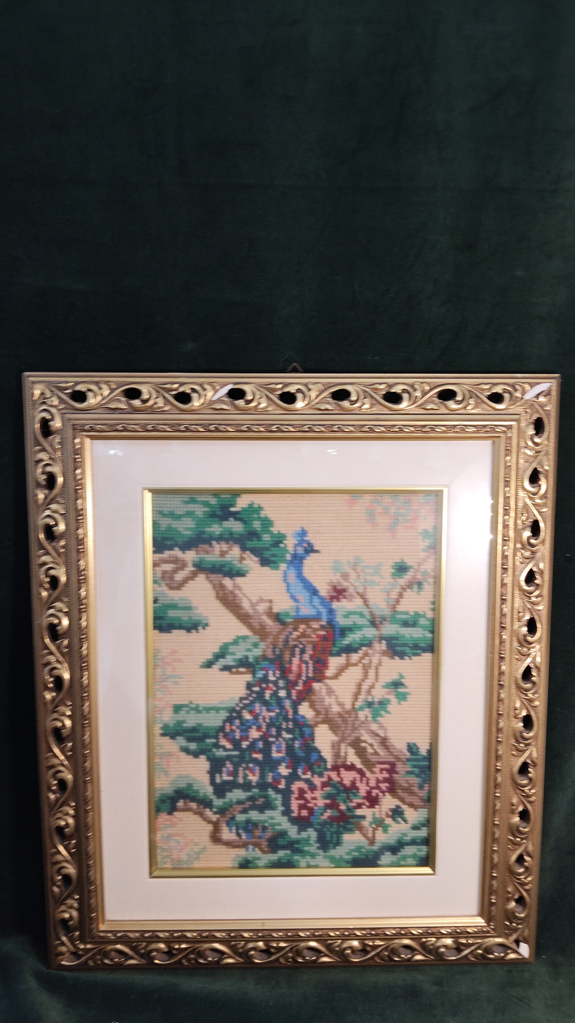 quadro mezzo punto corn. dorata