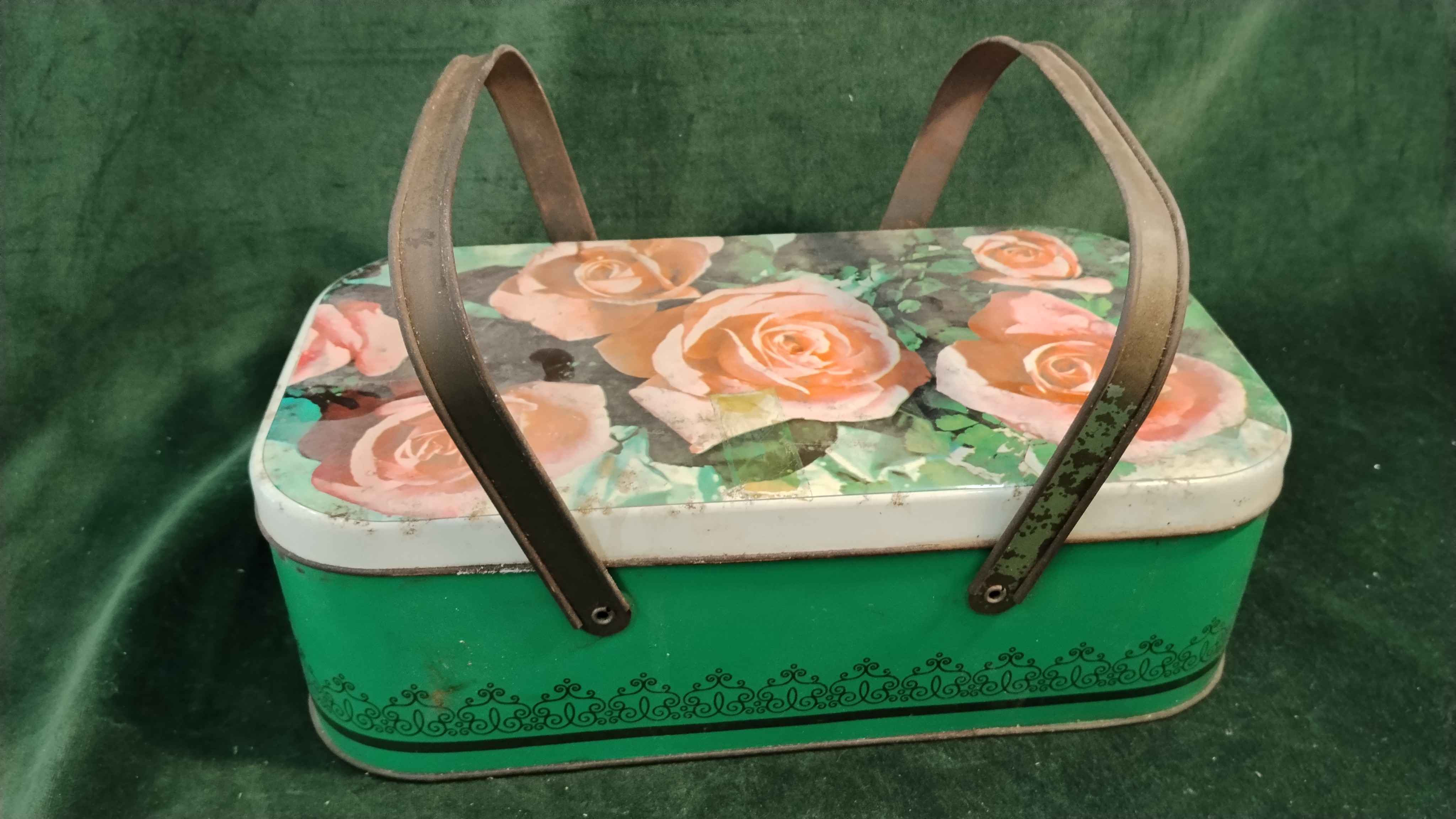 scatola in latta dis. rose