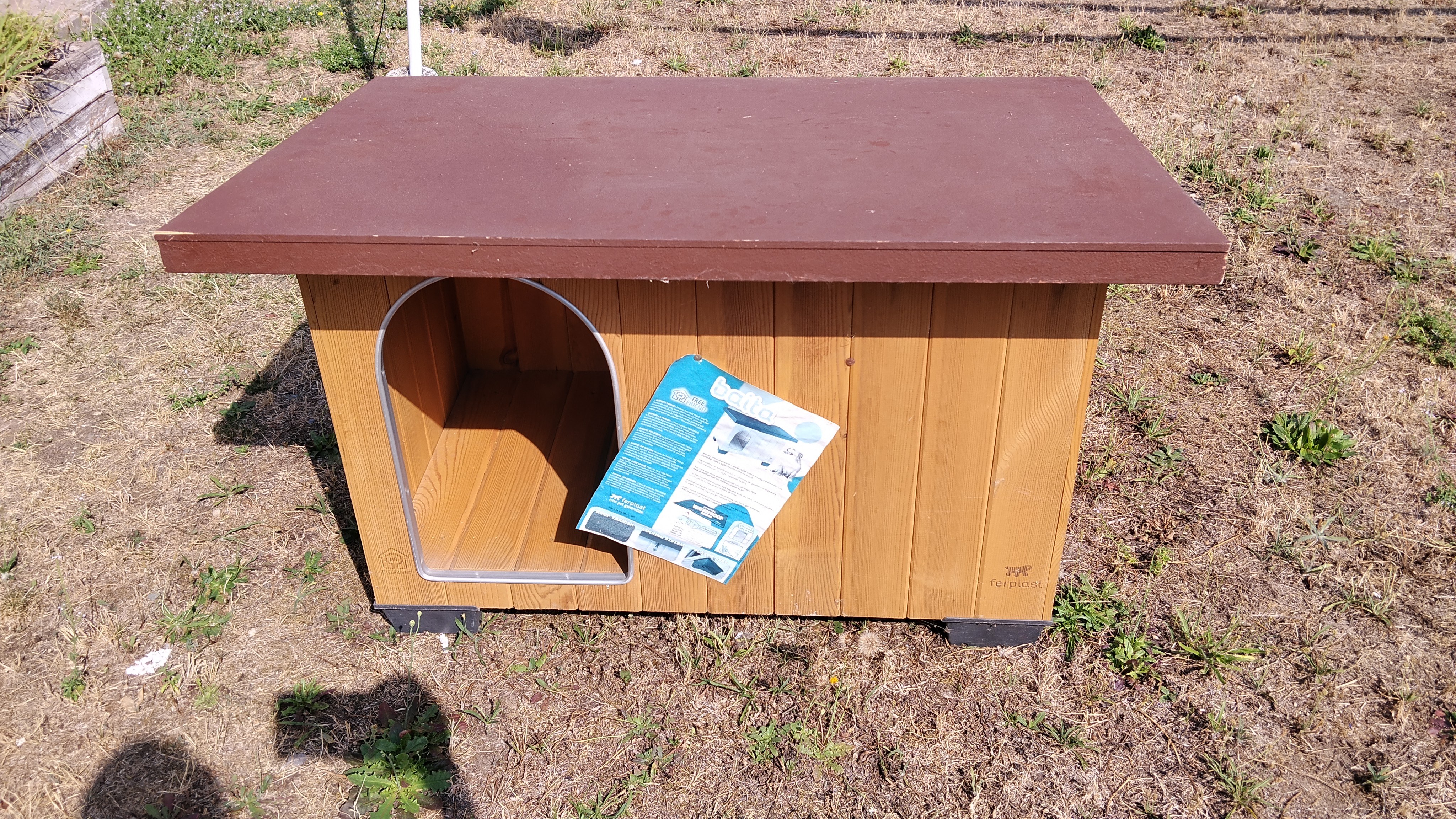 CUCCIA NUOVA PER CANI