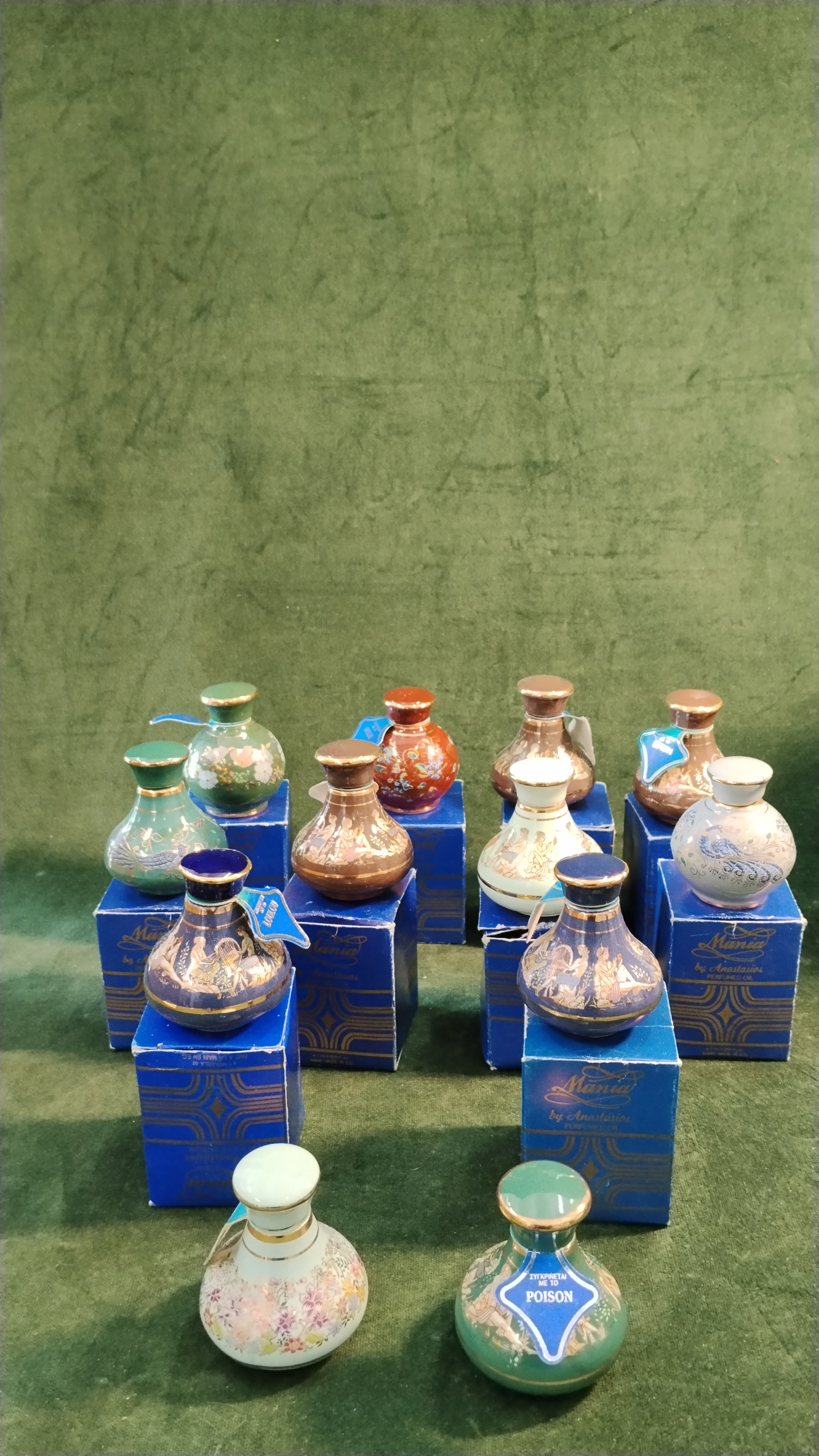 SCATOLINA IN CERAMICA PORTA ESSENZA