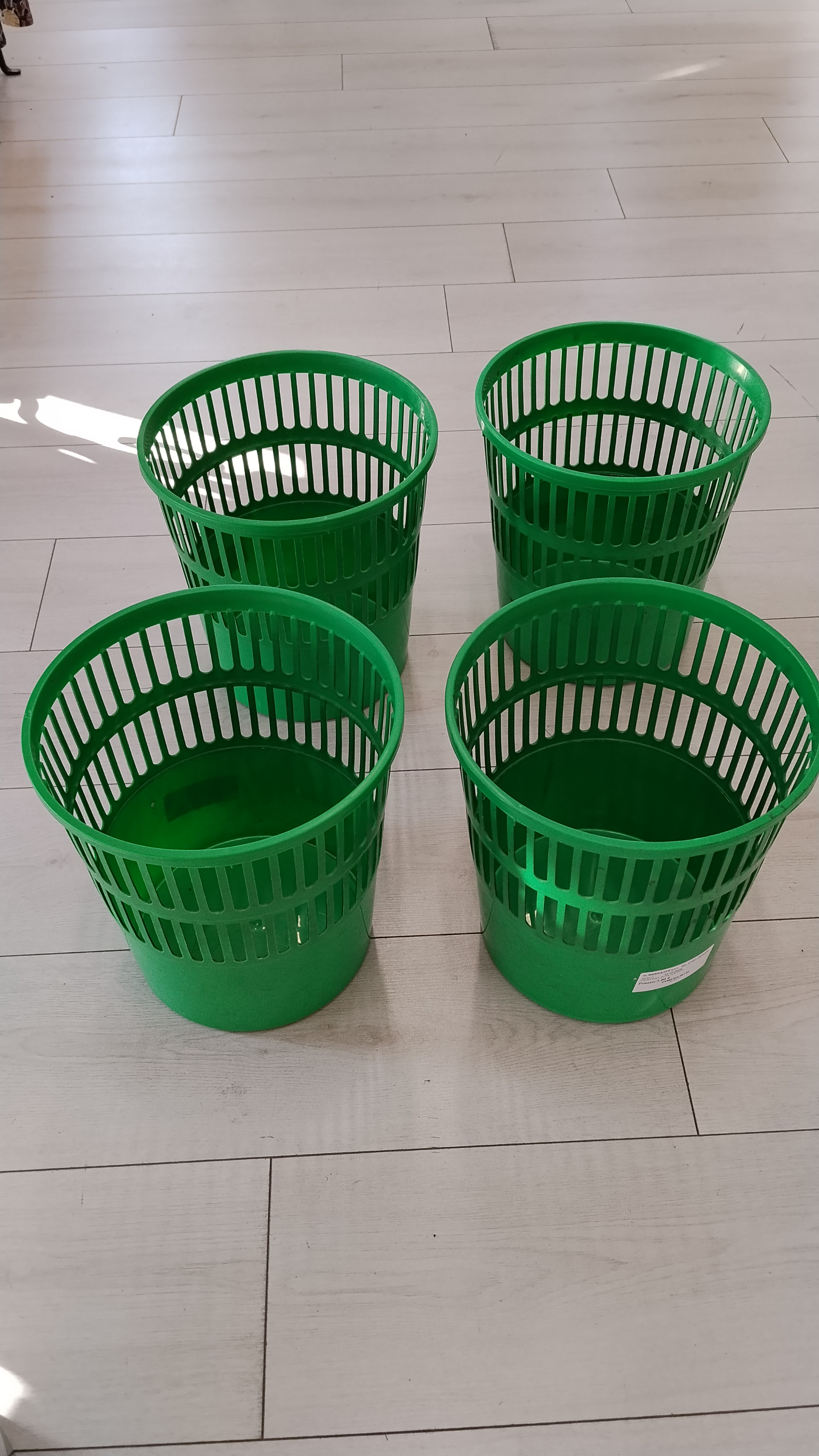 CESTINO IN PLASTICA