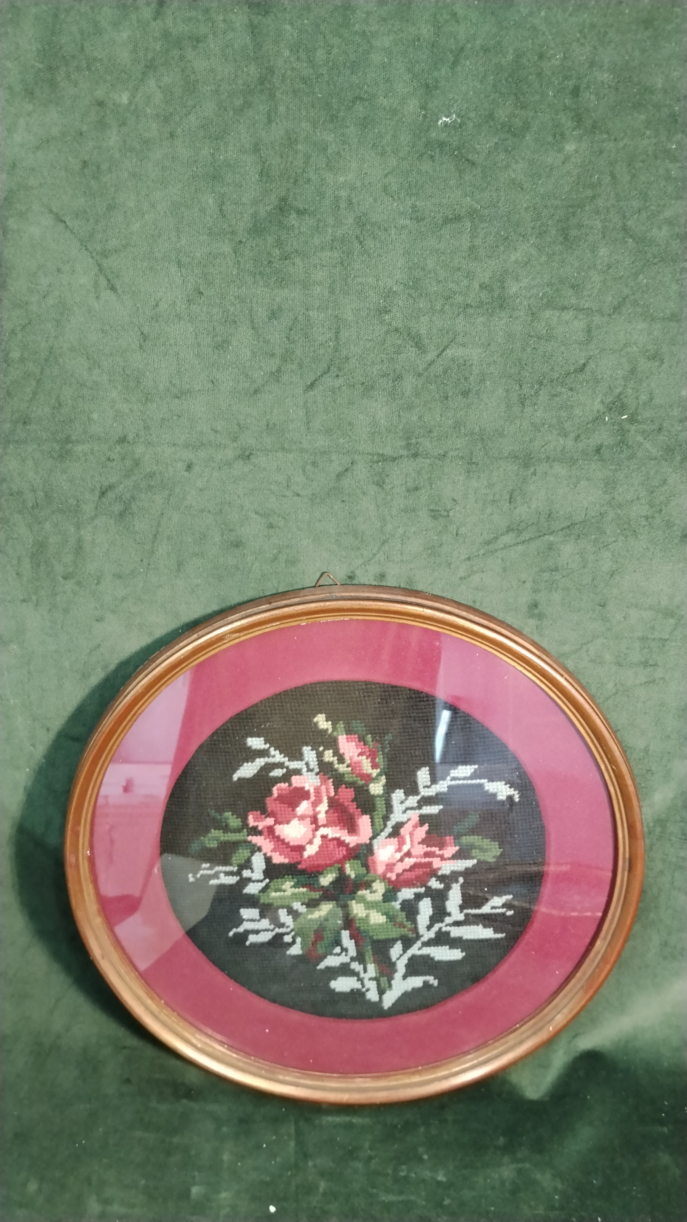 Quadro rotondo punto croce