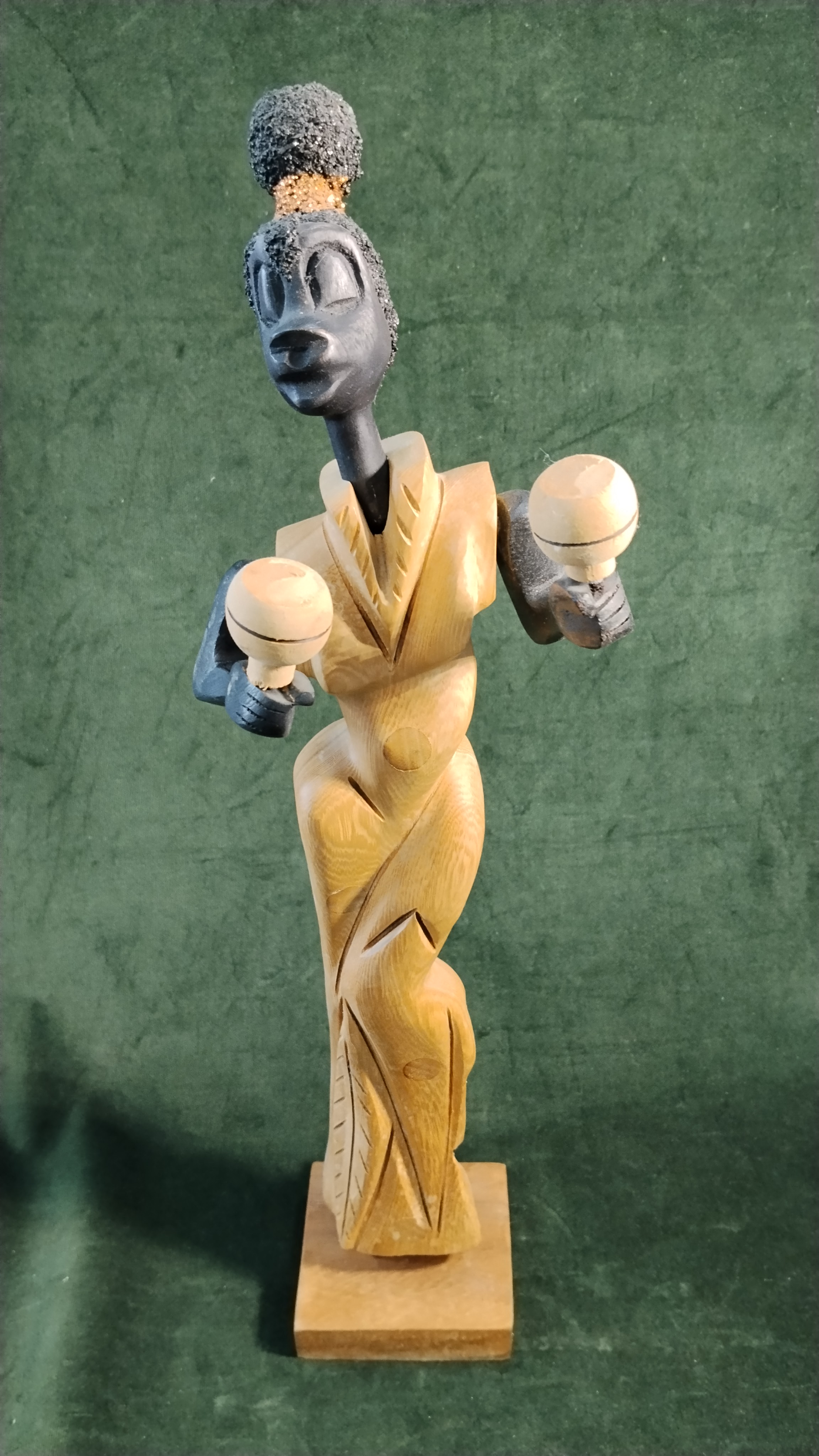 STATUA IN LEGNO