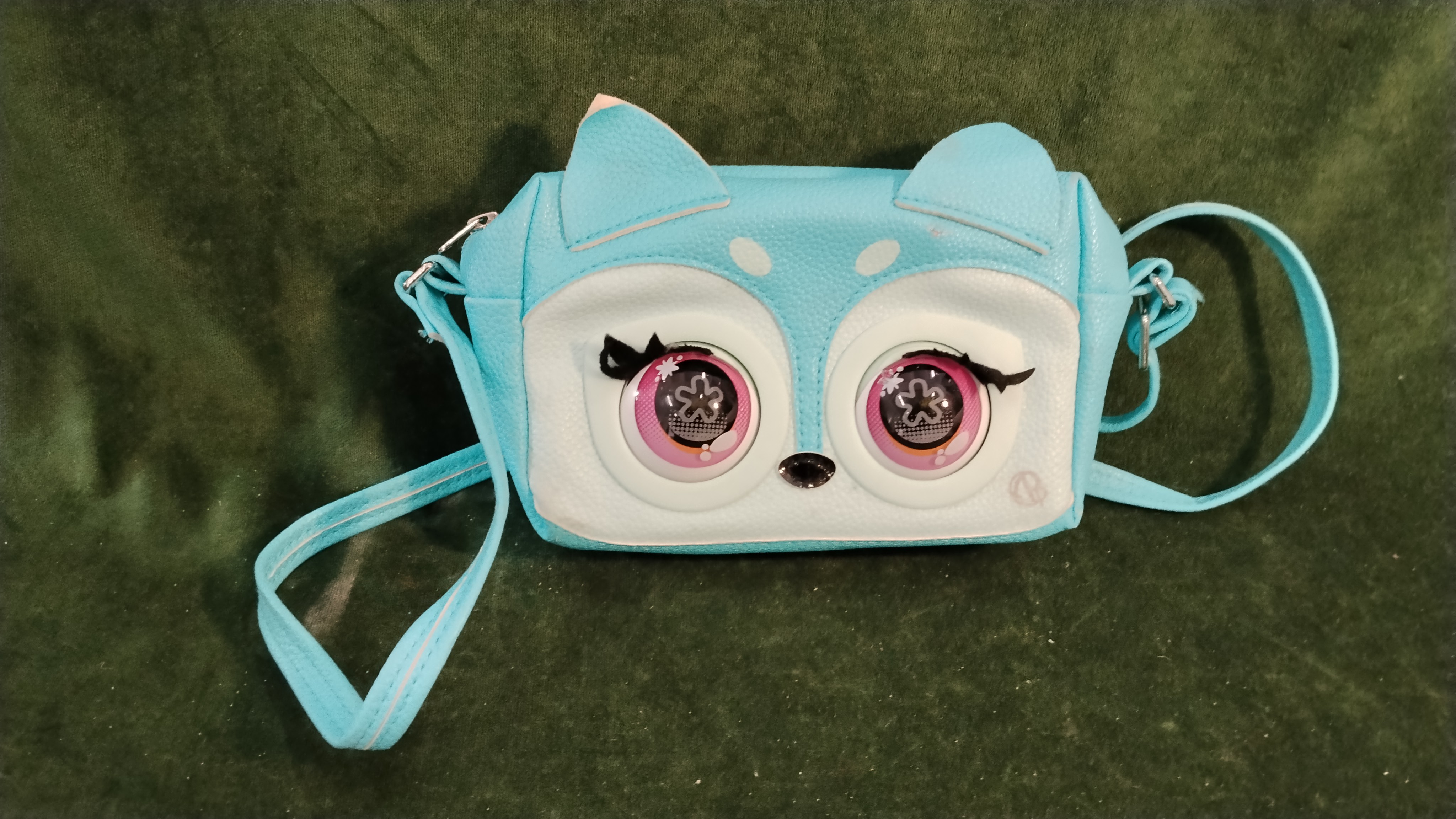 BORSA CON OCCHI