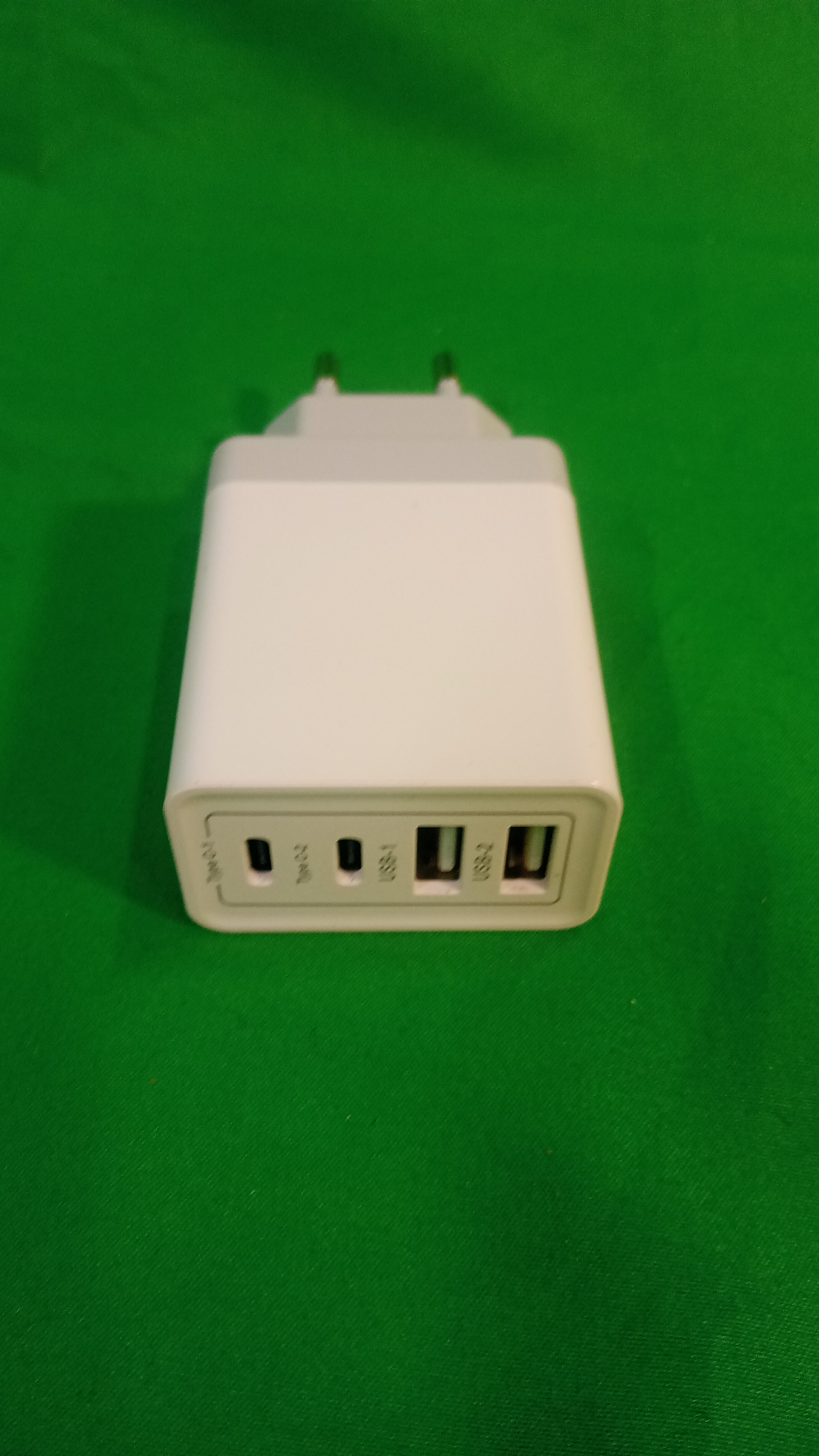 CARICATORE USB RAPIDO