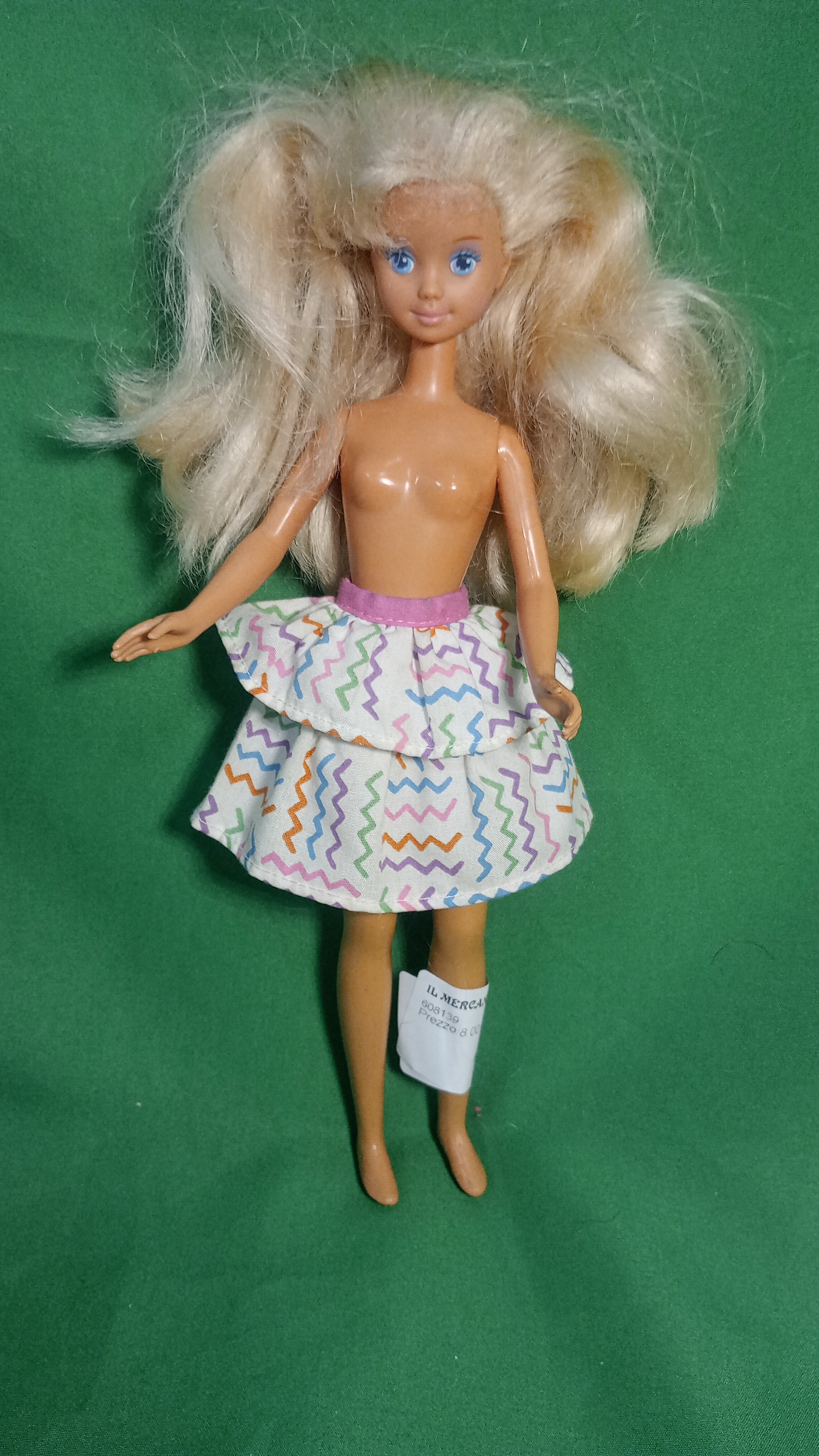 BARBIE SKIPPER collo con pezzo mancante