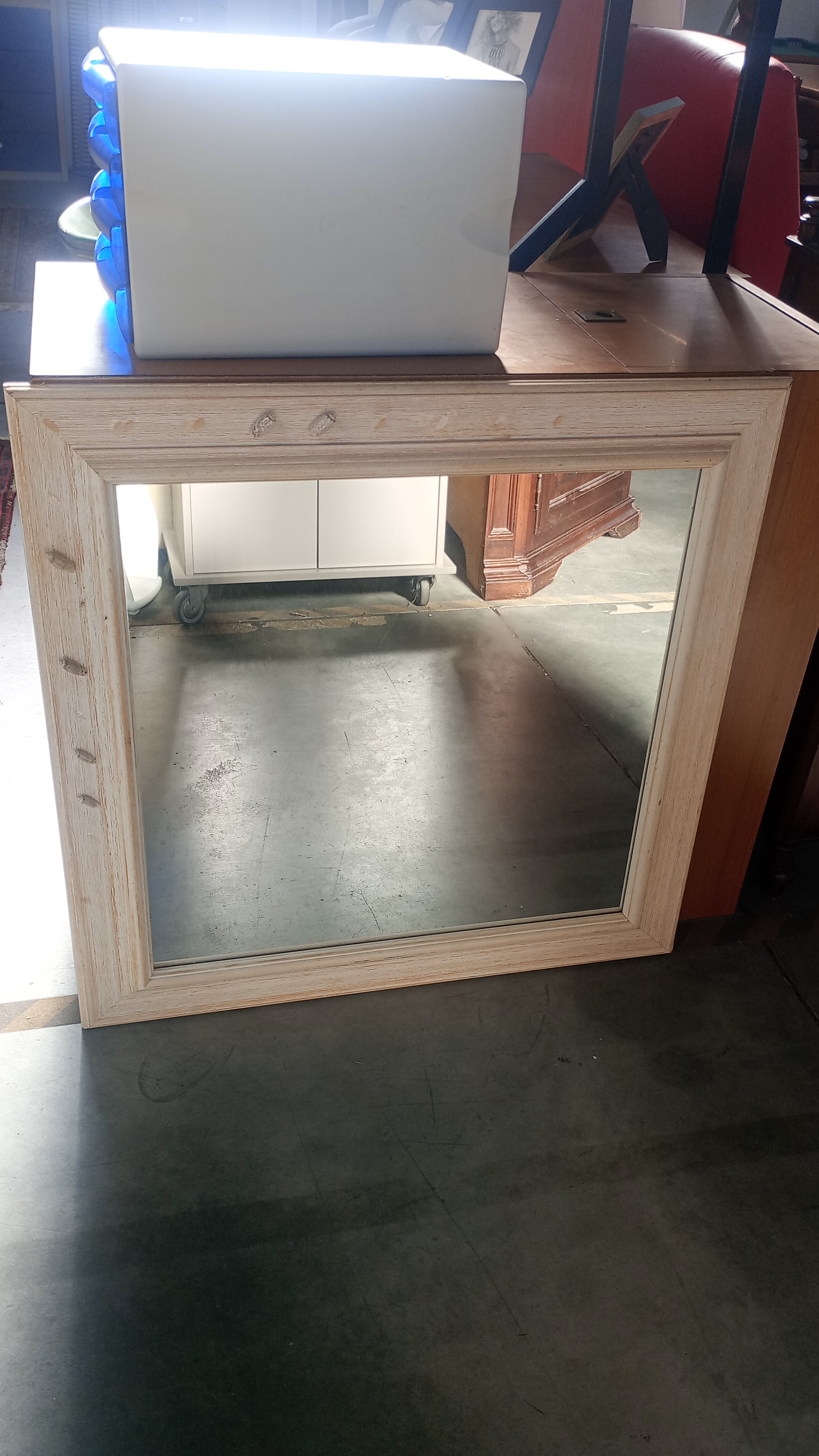 SPECCHIO CORNICE BIANCA