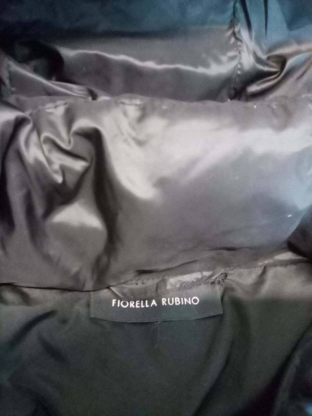 piumino nero FIORELLA RUBINO