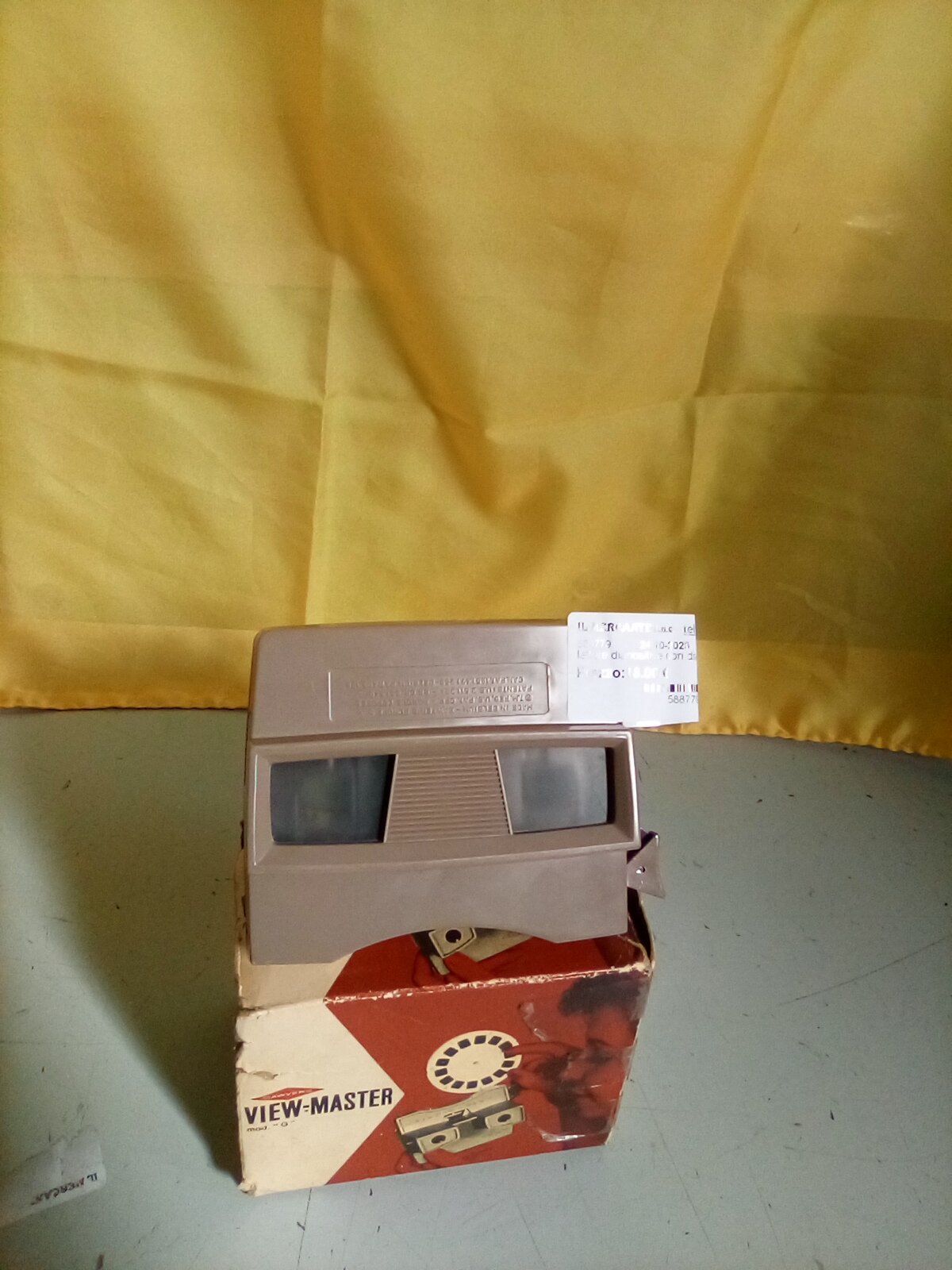 lettore diapositive con diapositica disney