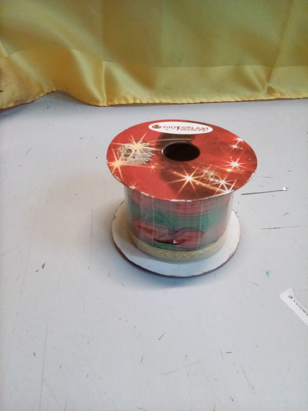  Pacco nastro natalizio dorato