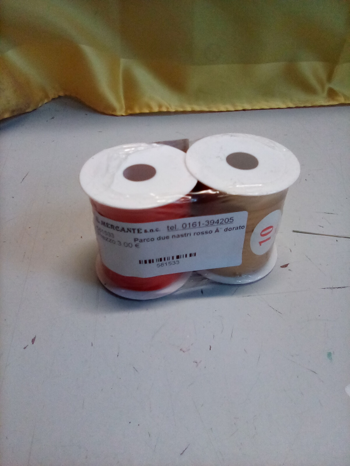  Parco due nastri rosso è dorato