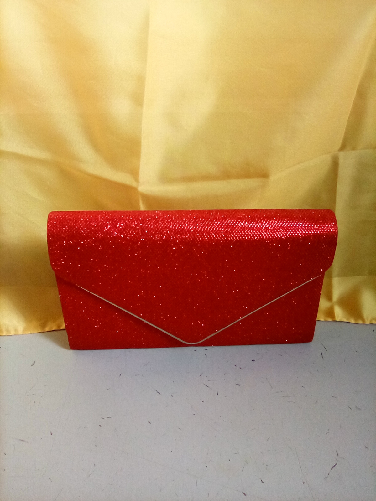 POCHETTE ROSSA senza tracolla