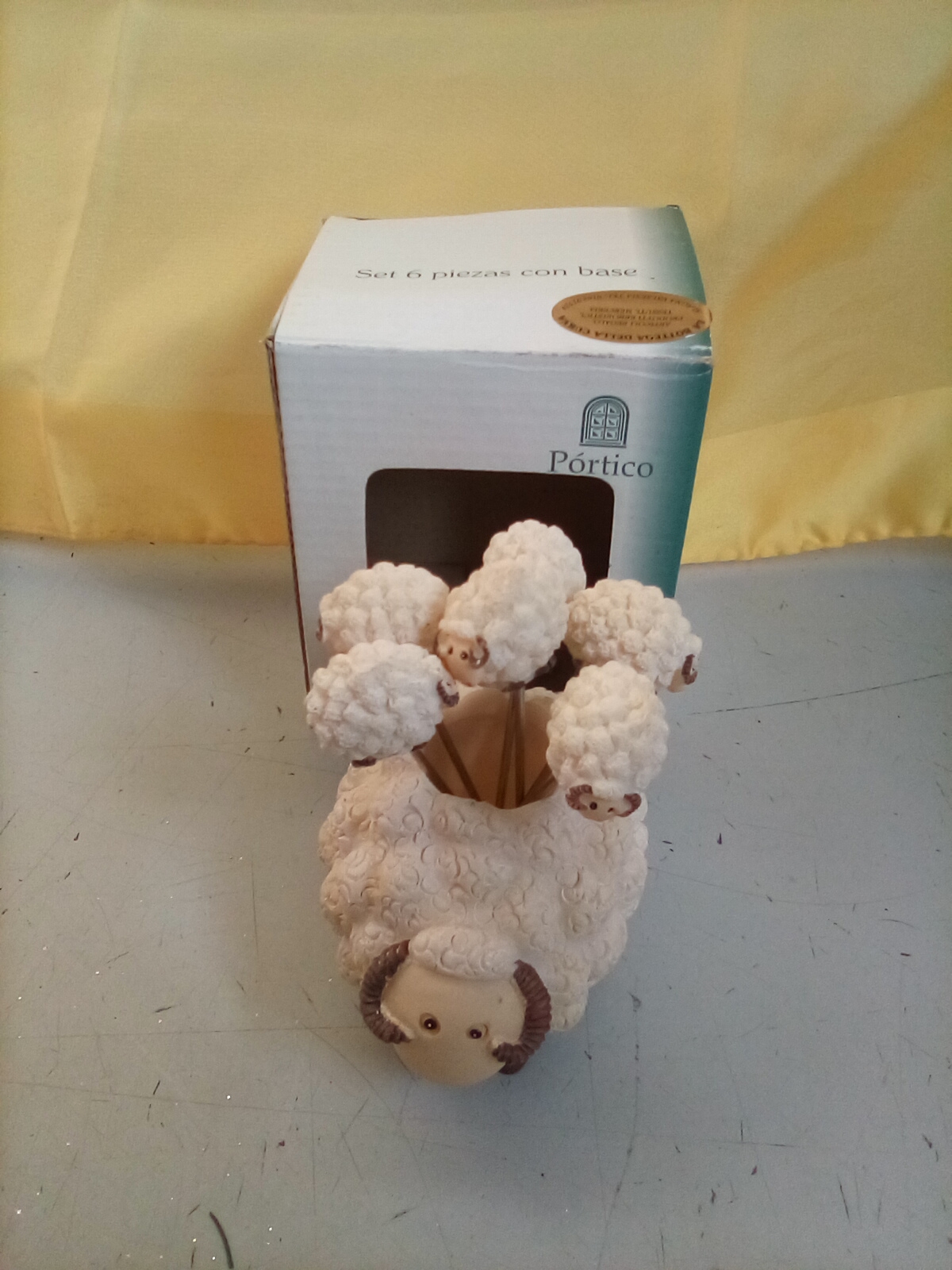 SET STUZZICHINI CON PECORELLE