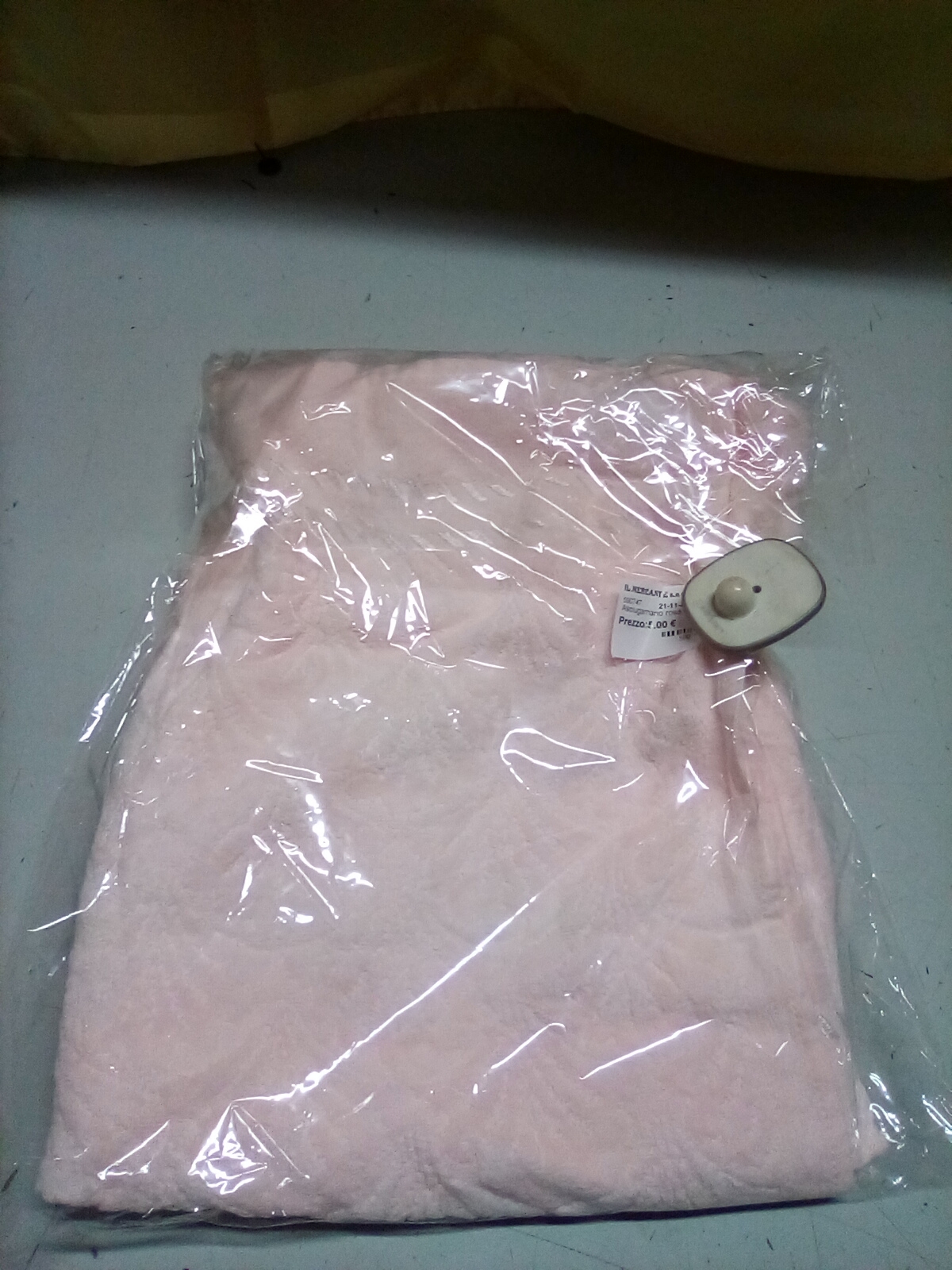  Asciugamano rosa con disegni 