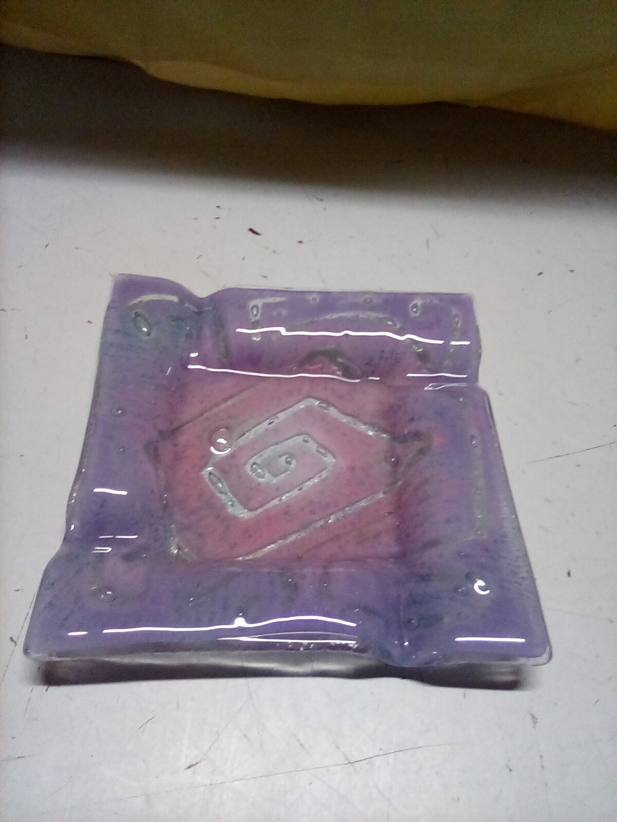 POSACENERE IN VETRO VIOLA