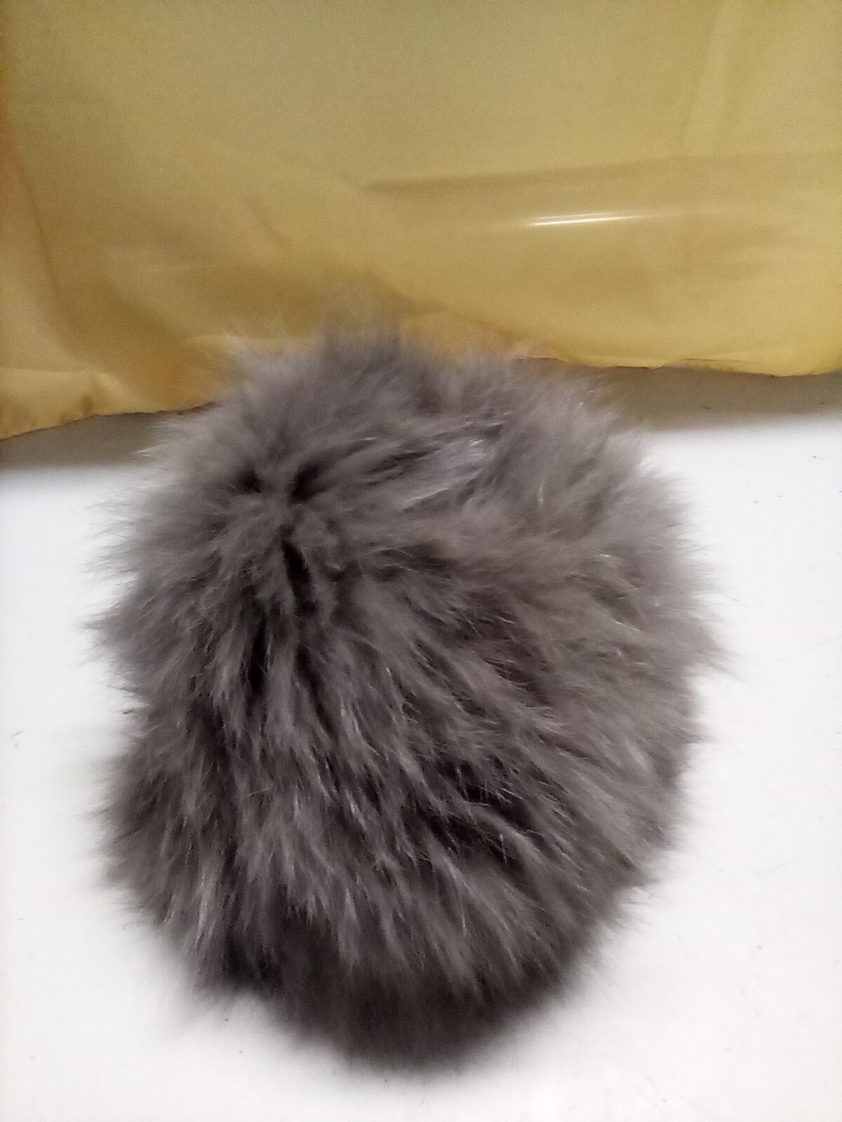 CAPPELLO CON PELLICCIA ECOLOGICA 