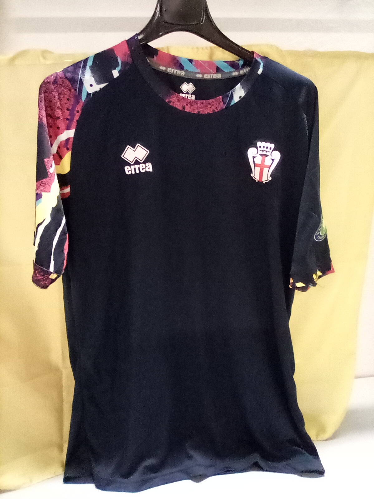 MAGLIA SMANICATA PRO VERCELLI