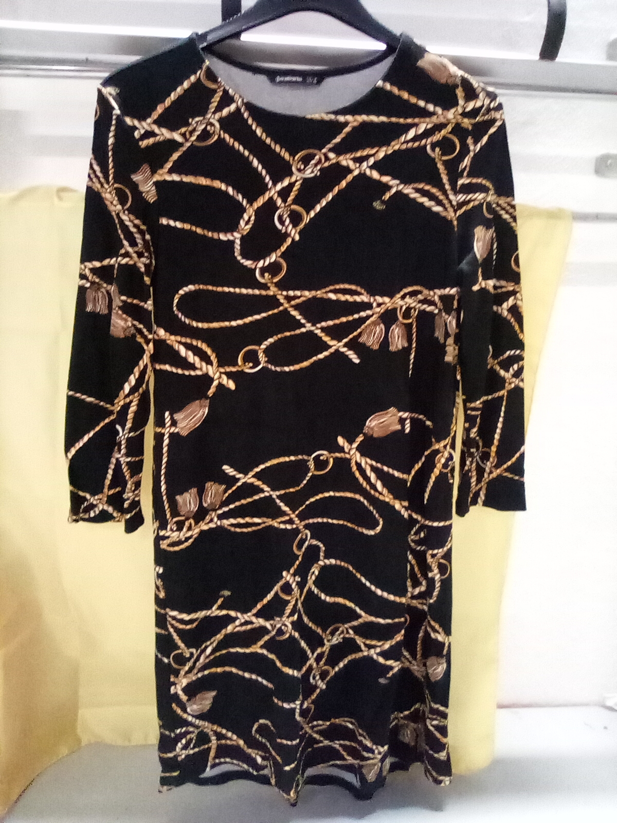 ABITO STRADIVARIUS NERO DIS CORDA DORATA 