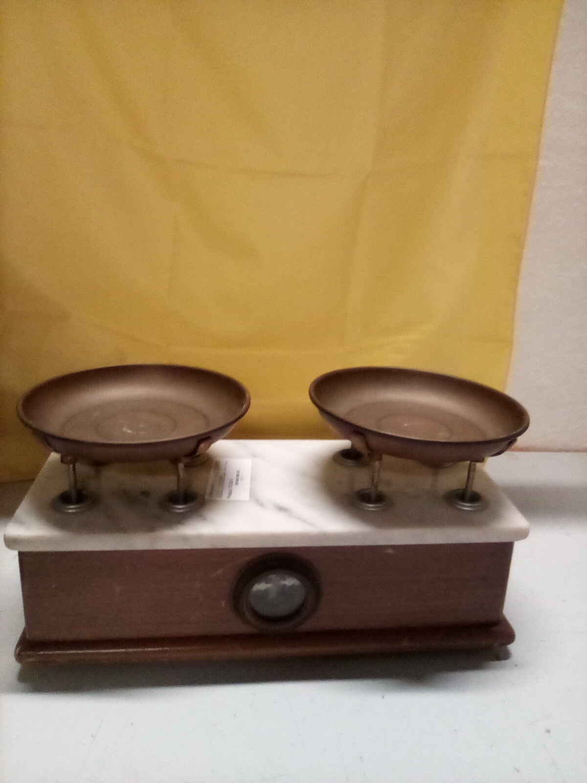 PESA BANCO D&lsquo;EPOCA PIANO IN MARMO 2 PIATTI E 3 PESI