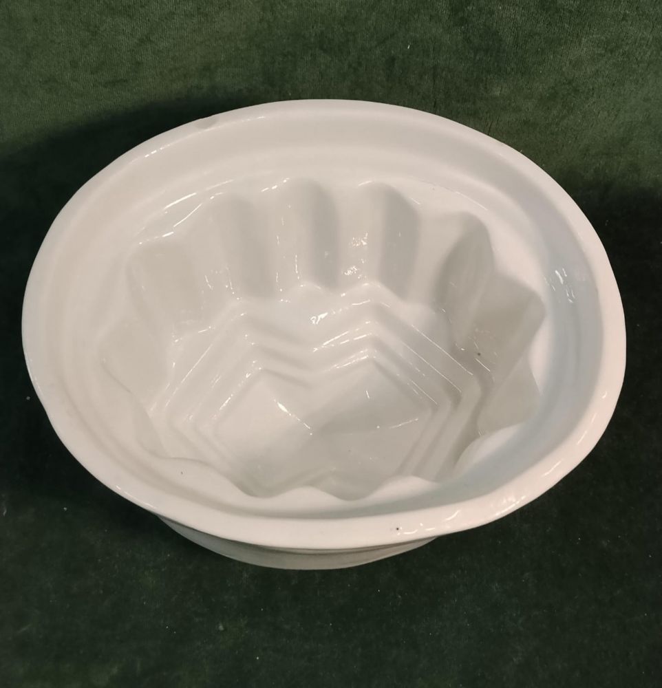 stampo per gelatina in ceramica anni &lsquo;800 primi &lsquo;900