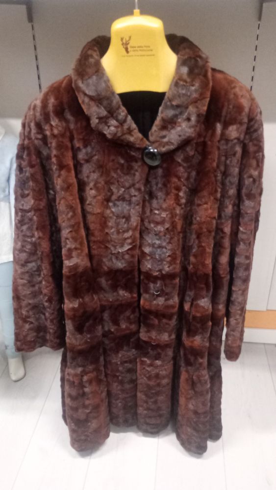 PELLICCIA LUNGA visone MARRONE